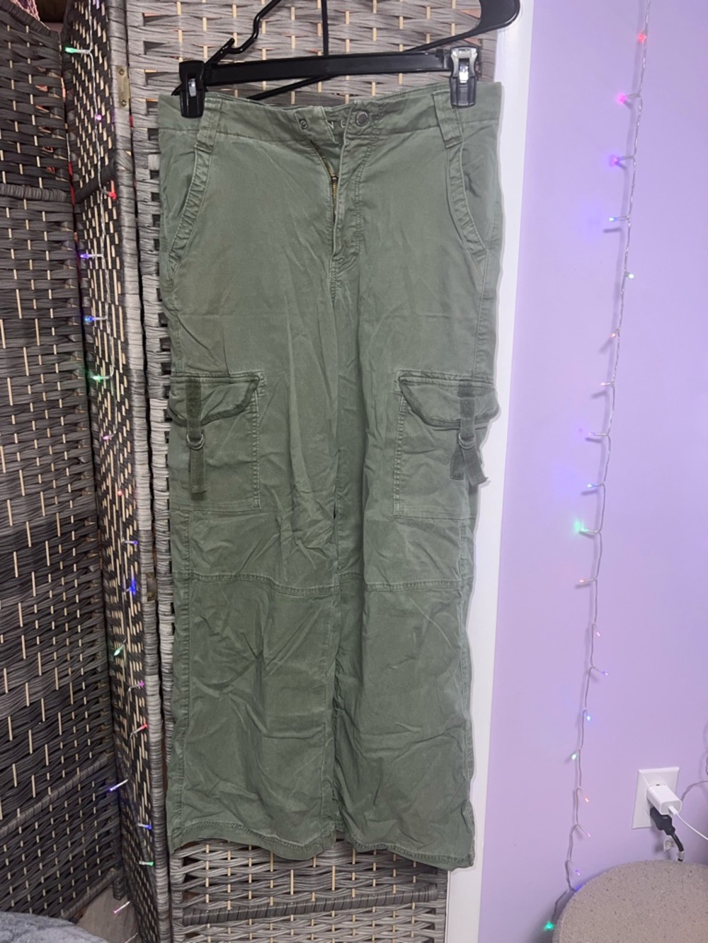 American Eagle Outfitters Olive Green Cargo Pants